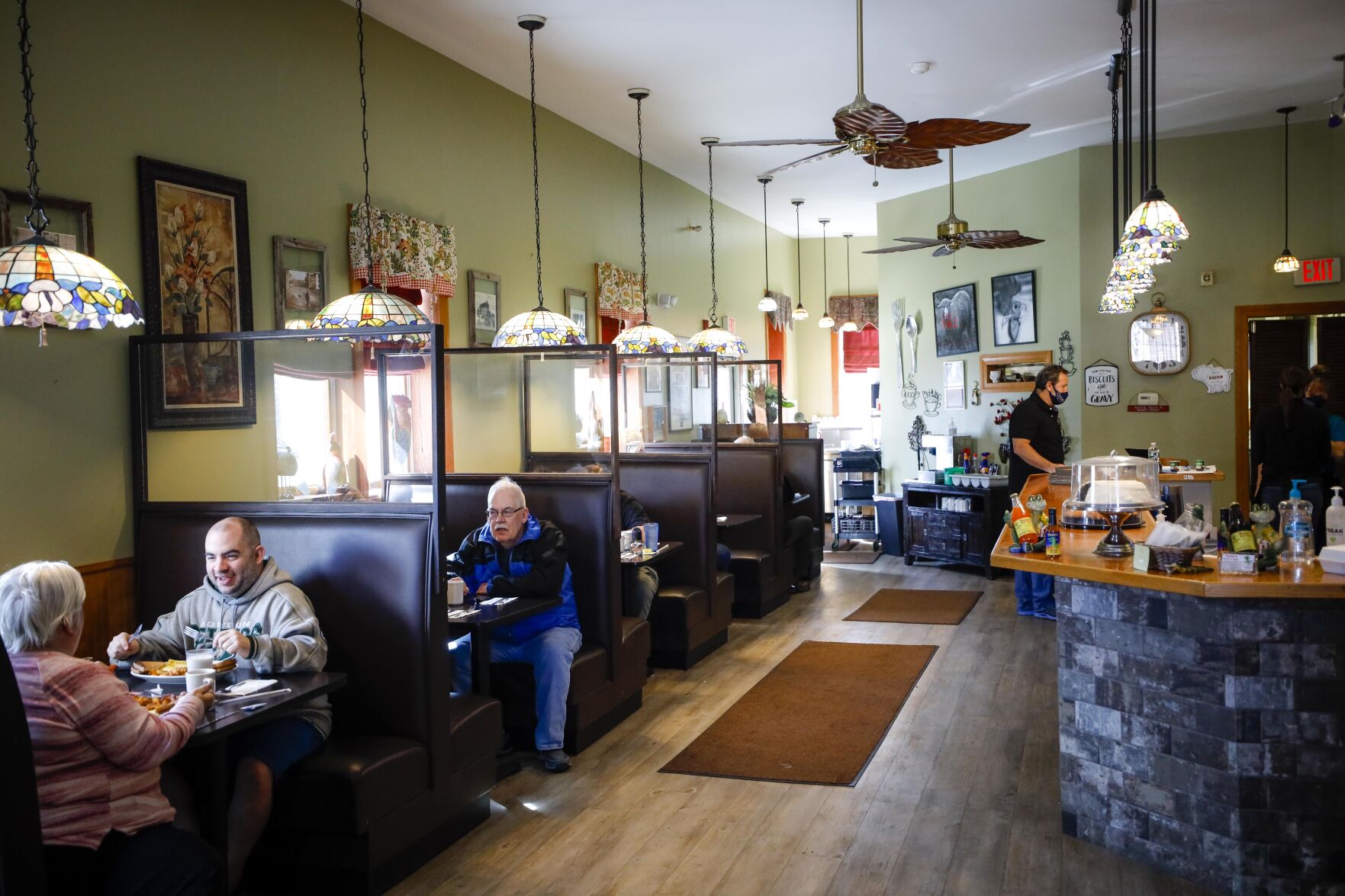 Ozzie's Steak & Eggs